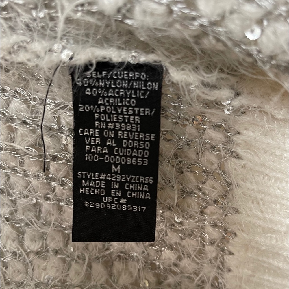 Xoxo Women’s open front cardigan Sweater Sz Medium - Picture 11 of 11